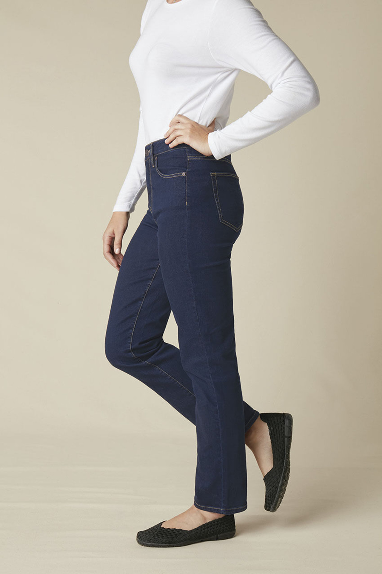 ShapeMe® High Rise Straight-Leg Jeans